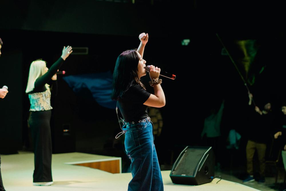 singer onstage